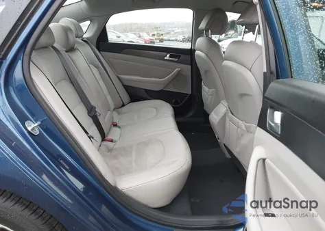 2015 Hyundai Sonata Sport z USA, uszkodzony, nr VIN 5NPE34AF9FH230297